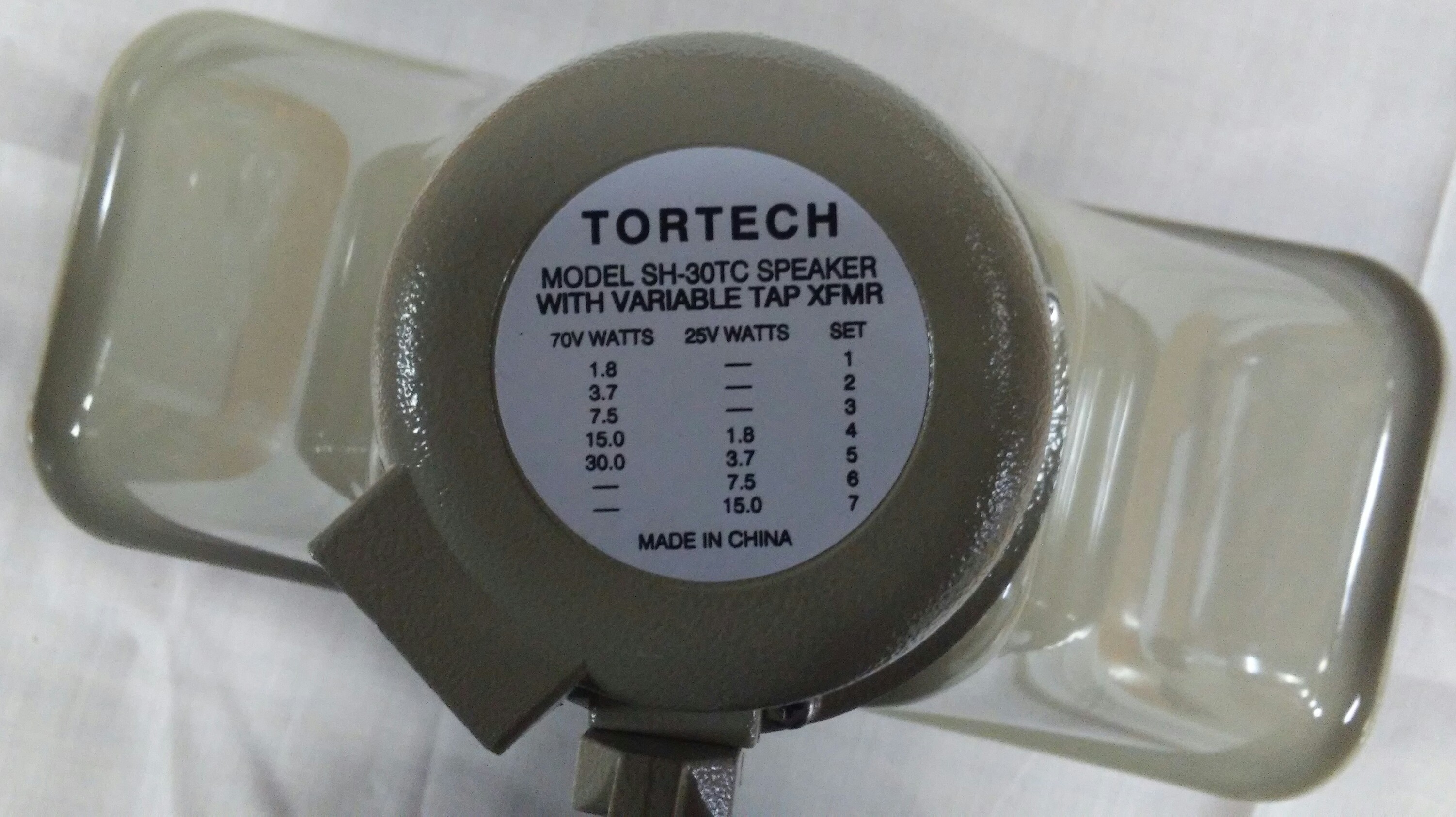 SH30TC   30 watt 25/70 Volt Re-Entrant Hi-Efficiency Wide Angle Paging Horn